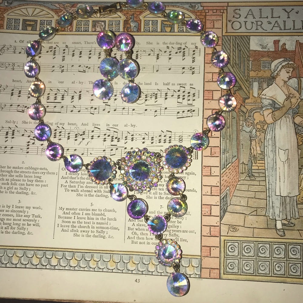 Vintage Rivoli Weiss like necklace set earrings